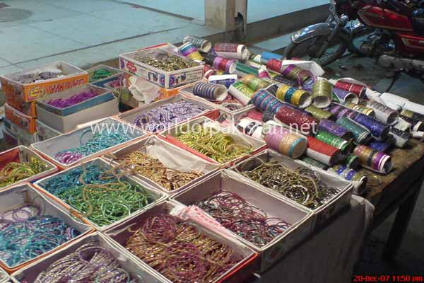 A shop selling bangles for Eid-ul-Azha 2007