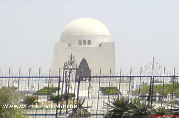 Quaid-e-Azam Muhammad ali Jinnah's tomb in Karachi